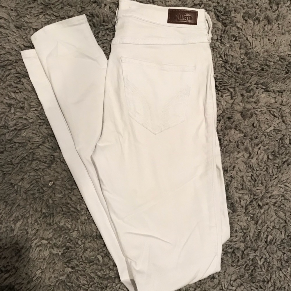 Brand new Hollister jeans